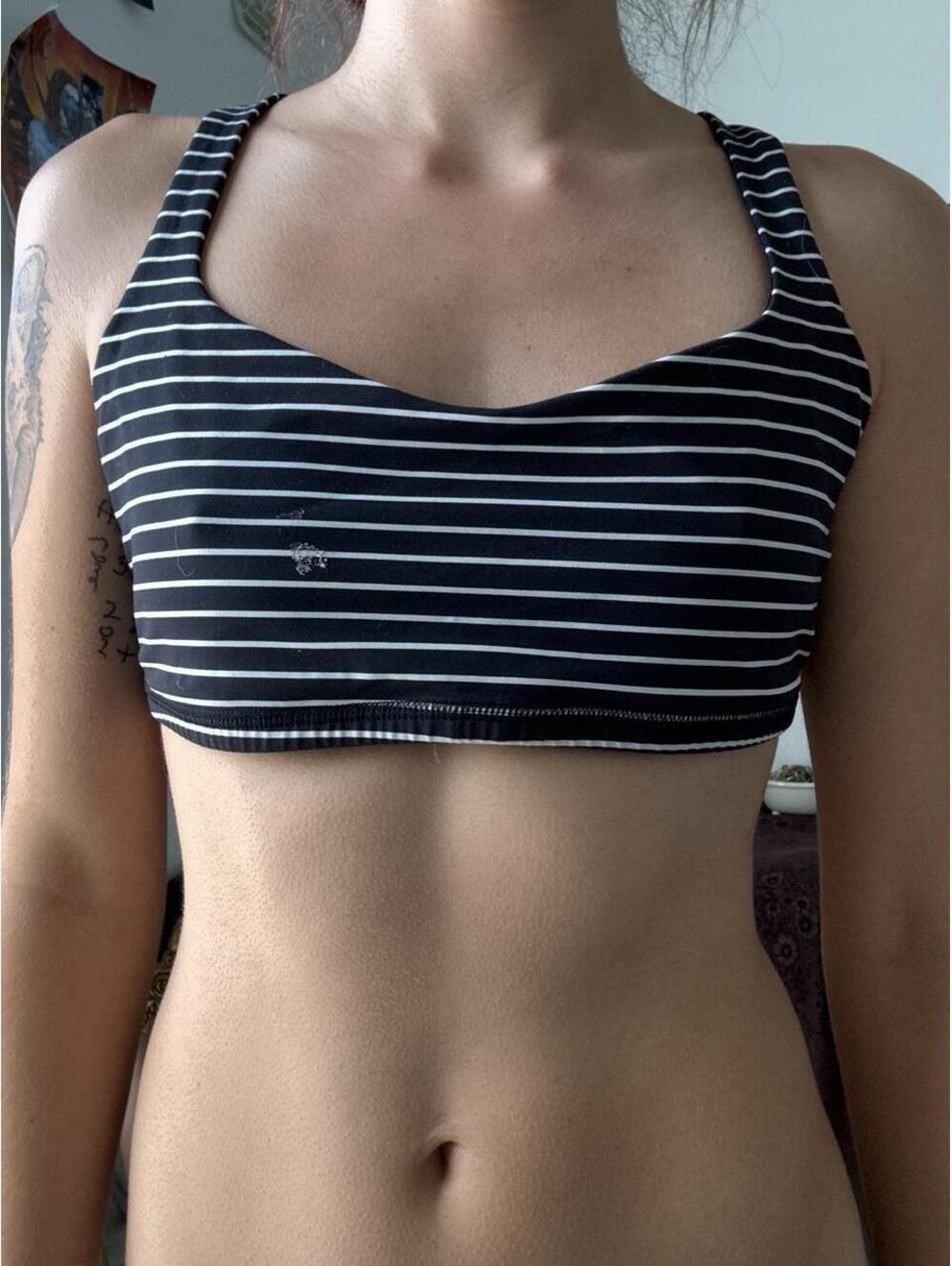 Lululemon Women's Black and Navy Bra